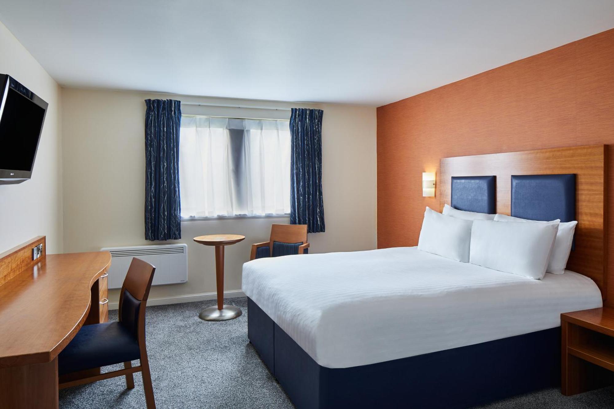 Leonardo Inn Aberdeen Airport Dyce Esterno foto